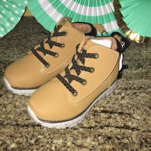 toddler velcro boots